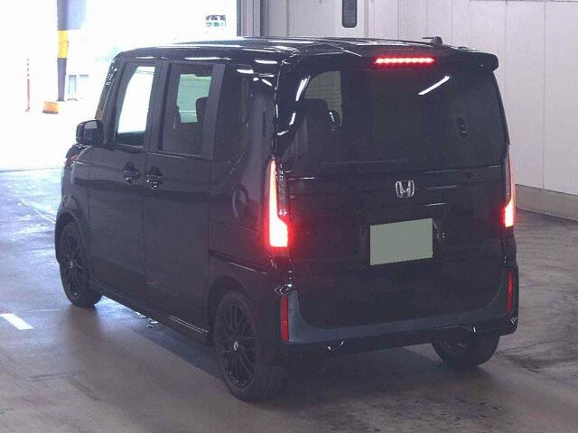 2026 Honda N-BOX Turbo Black Style auction photo 2