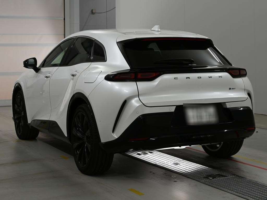 2024 Toyota Crown Sport Z 4WD auction photo 6