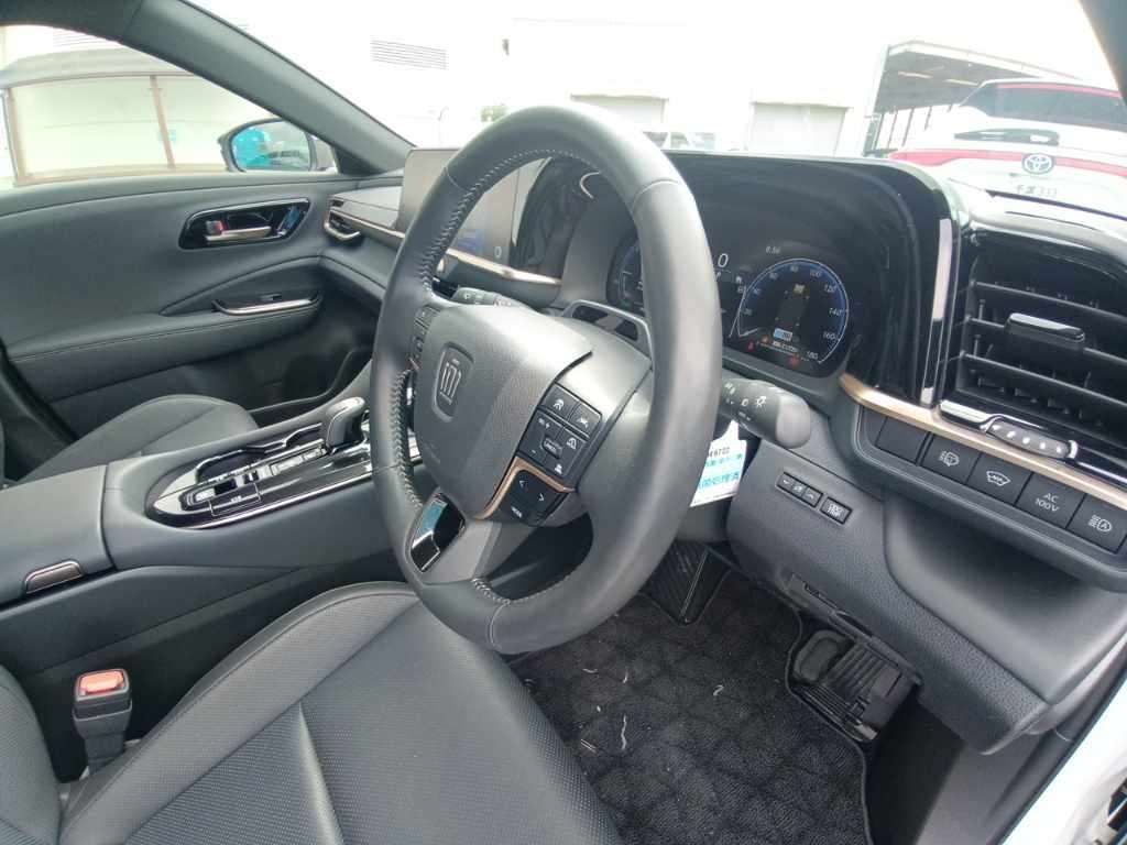 2024 Toyota Crown Sport Z 4WD auction photo 9