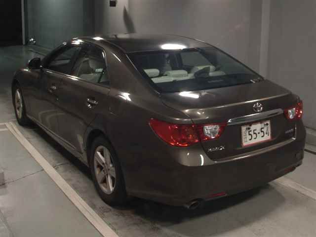 2010 Toyota Mark X 250G Relax Selection auction photo 2