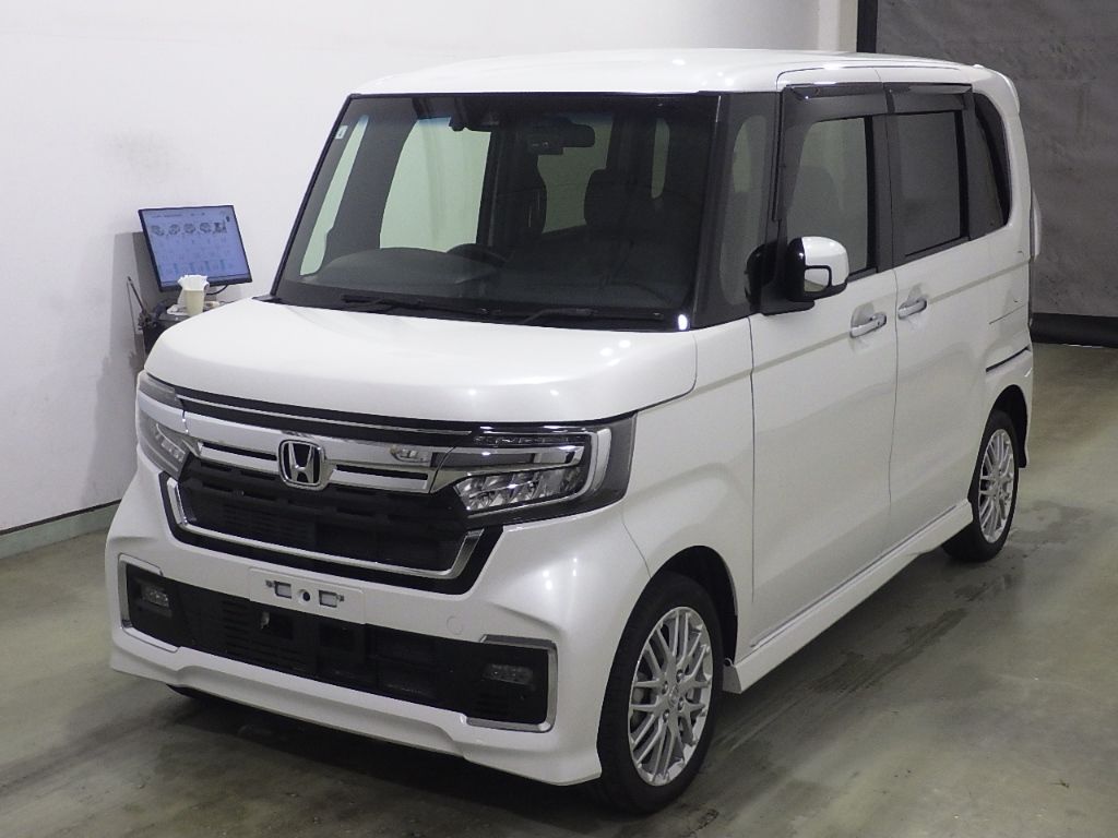 2021 Honda N-BOX 4WD カスタムLターボ auction photo 4