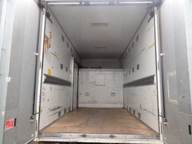 2010 Isuzu Elf 2.0t Panel Van with Freezer auction photo 6