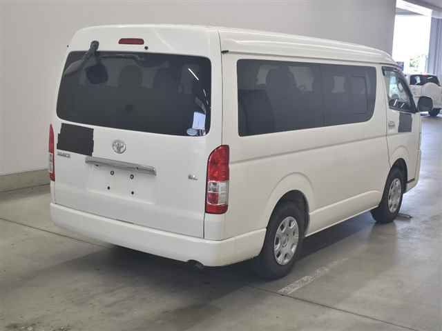 2015 Toyota Hiace GL 10人乗リ auction photo 5