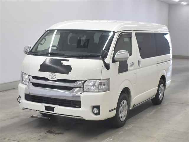 2015 Toyota Hiace GL 10人乗リ auction photo 4