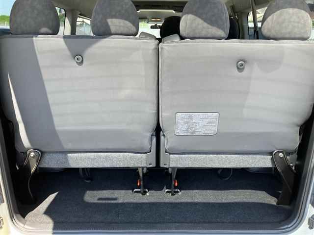 2015 Toyota Hiace GL 10人乗リ auction photo 9