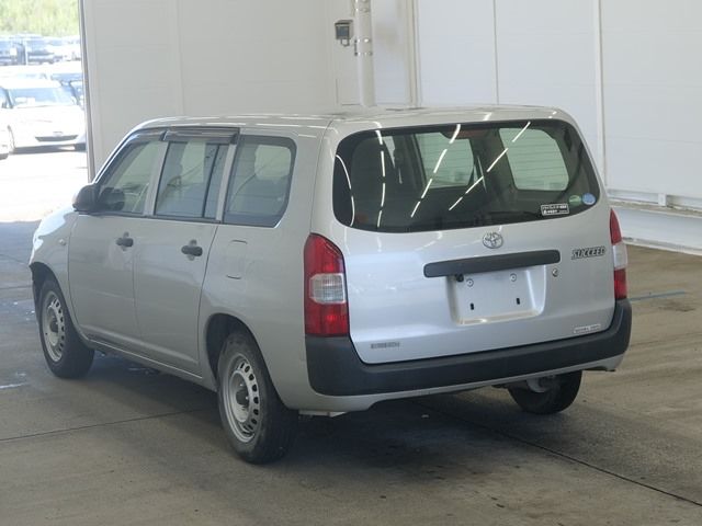2016 Toyota Succeed バン UL auction photo 2