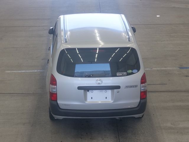 2016 Toyota Succeed バン UL auction photo 3