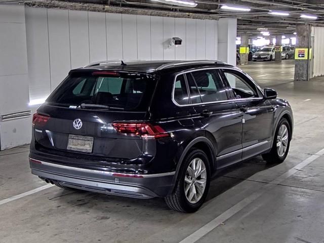 2018 Volkswagen VW ティグアン TSI ハイライン auction photo 3