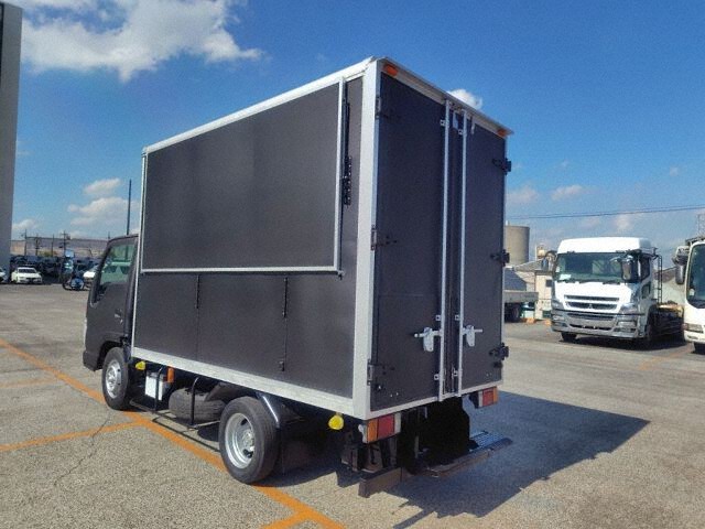 2009 Isuzu Elf キッチン auction photo 2