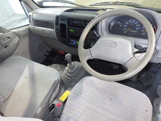 2003 Toyota Dyna Reizo Reito auction photo 3