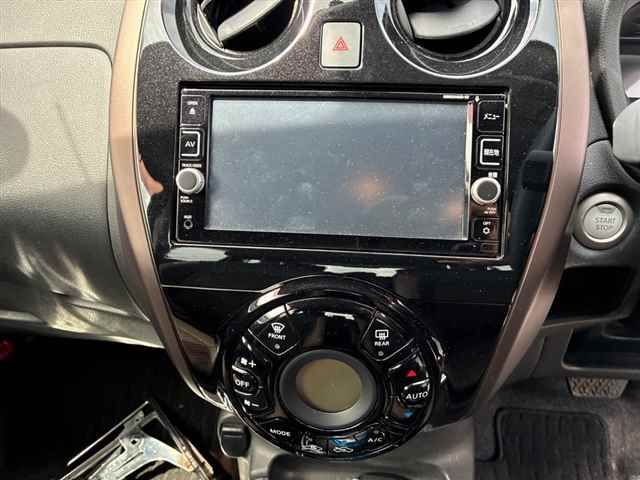 2017 Nissan ノートeパワー eパワーメダリスト auction photo 6