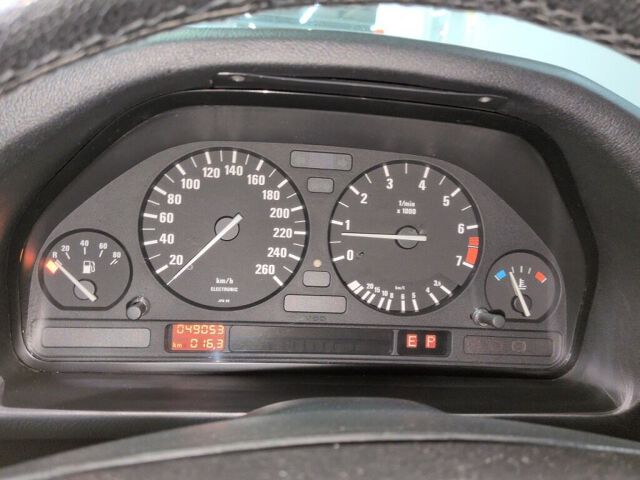 1994 BMW 5 Series 525I auction photo 6