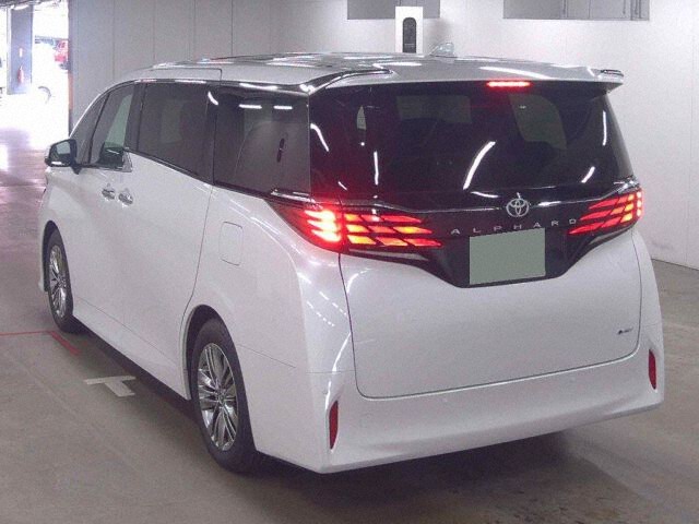 2026 Toyota Alphard Z auction photo 2