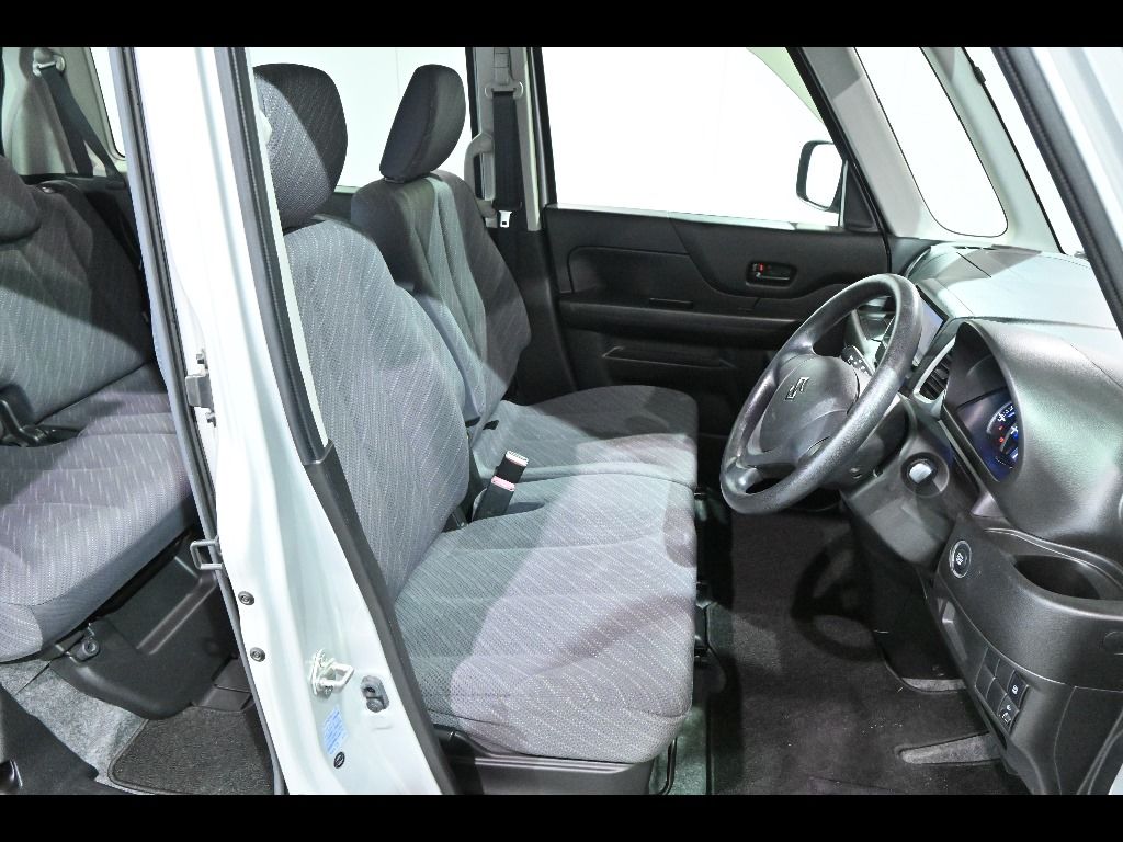2017 Suzuki Spacia G auction photo 6