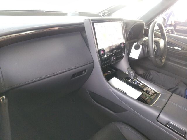 2024 Toyota Alphard Executive Lounge auction photo 3