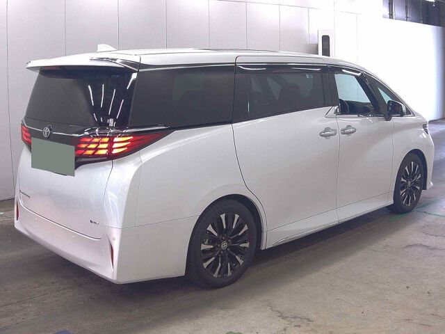 2024 Toyota Alphard Executive Lounge auction photo 5
