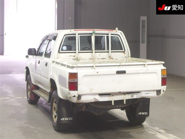 1996 Toyota Hilux SR W-Cab 4WD auction photo 2