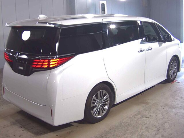 2023 Toyota Alphard Z auction photo 5