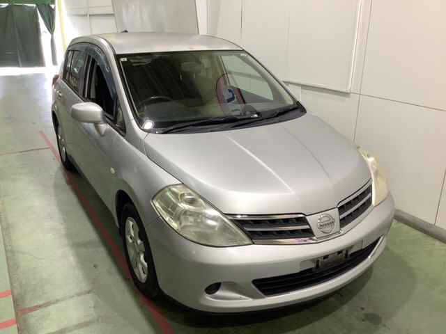 Japan Auction Vehicles 4 2009 Nissan ティーダ 15M auction photo