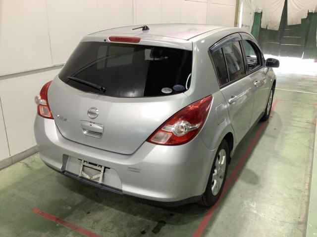 2009 Nissan ティーダ 15M auction photo 2