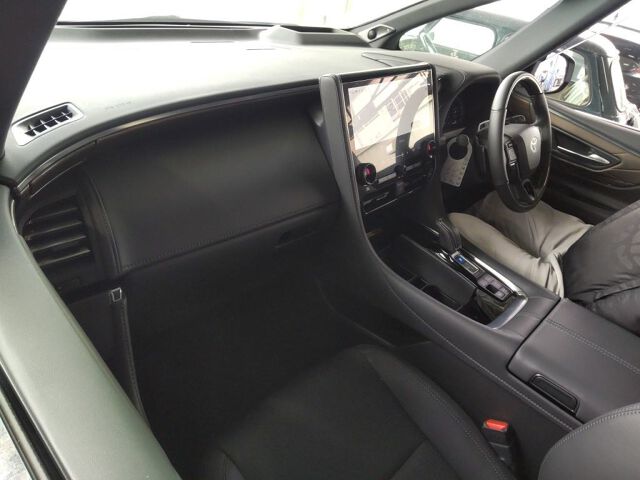 2025 Toyota Alphard Executive Lounge 4WD auction photo 3