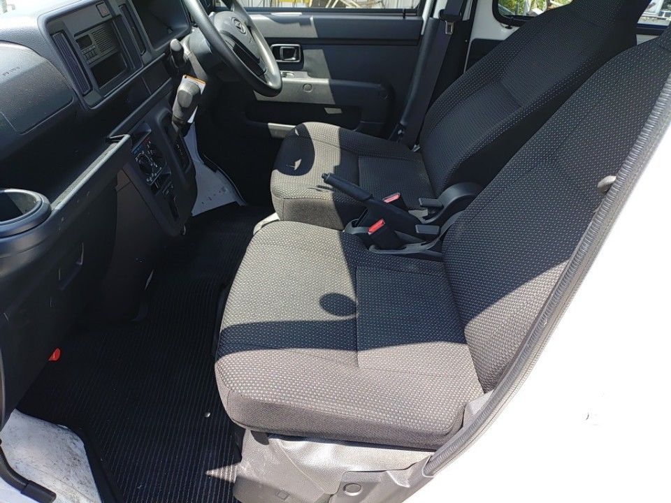 2020 Daihatsu ハイゼット カーゴ auction photo 16