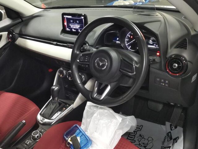 2018 Mazda Demio 15Sノブルクリムゾン auction photo 3