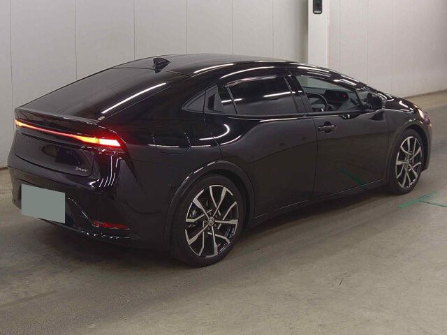 2024 Toyota Prius PHEV Z auction photo 5