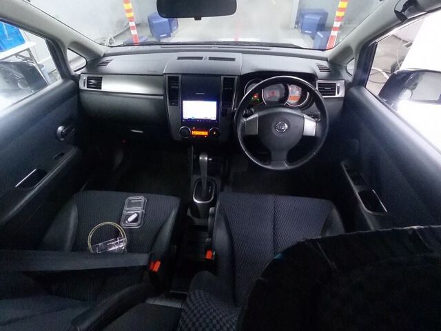 2012 Nissan ティーダ 15M SV+プラズマ auction photo 3