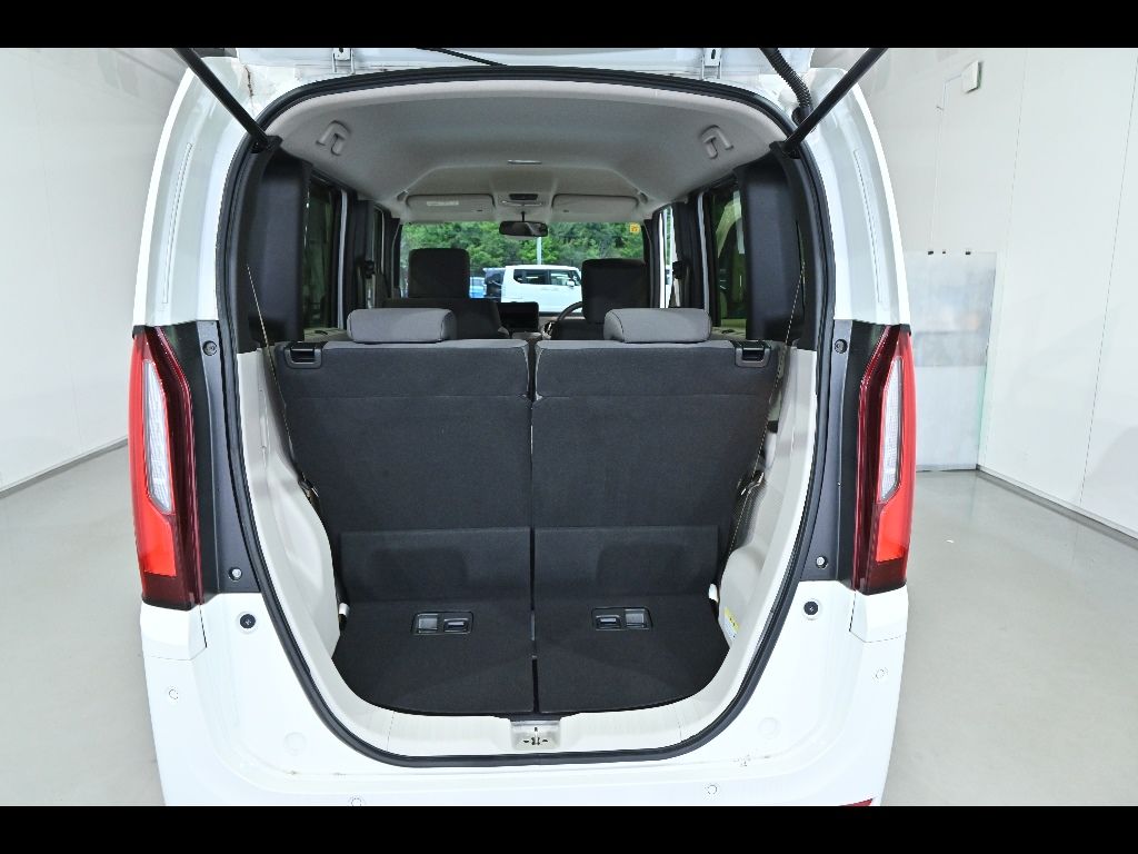 2023 Honda N-BOX auction photo 13
