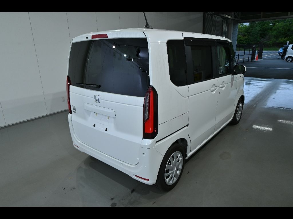 2023 Honda N-BOX auction photo 2