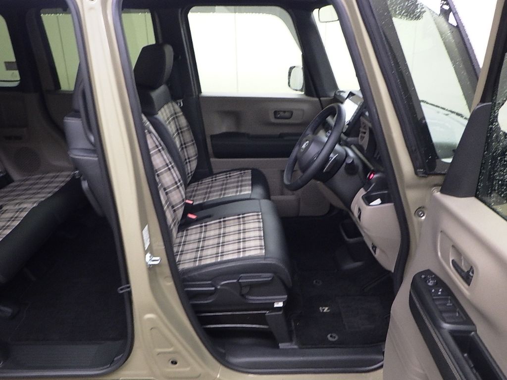 2024 Honda N-BOX 4WD ジョイターボ2トーン auction photo 6