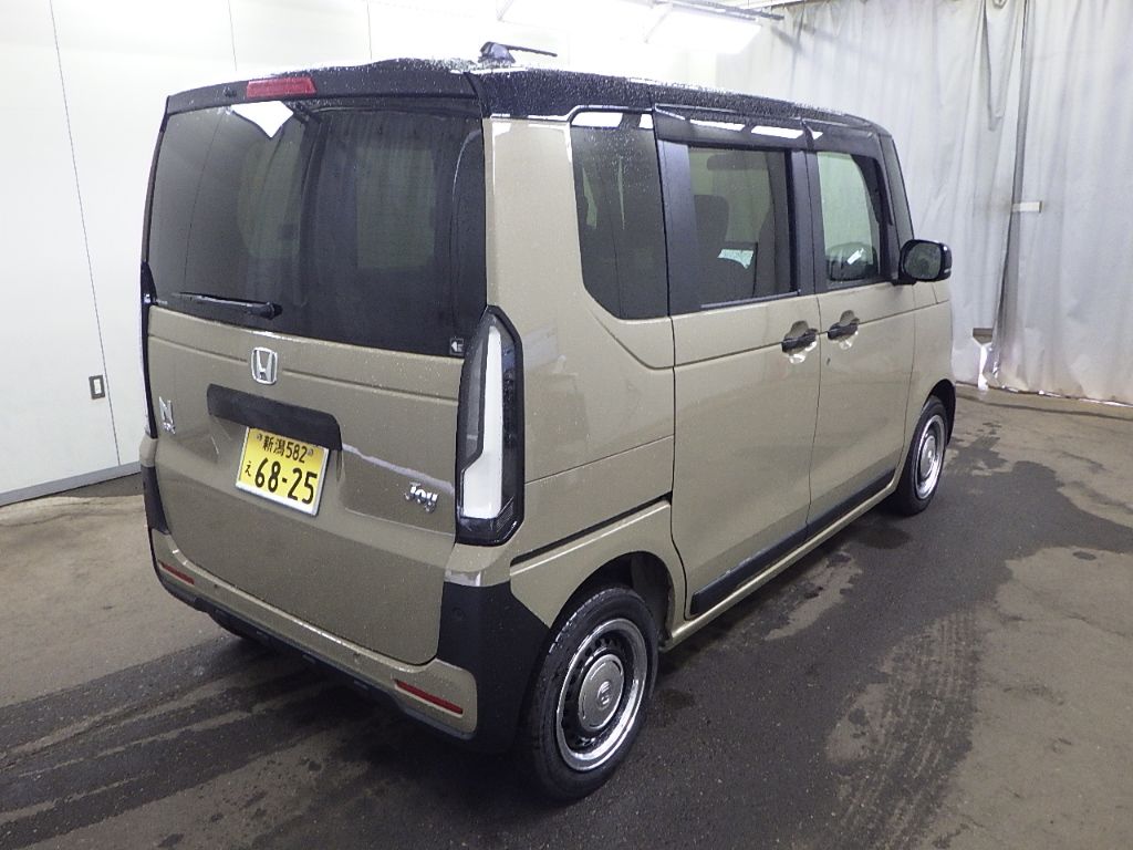 2024 Honda N-BOX 4WD ジョイターボ2トーン auction photo 2