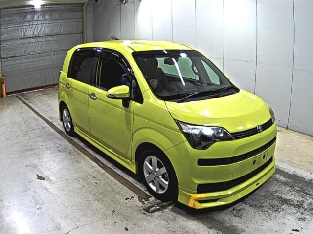 2013 Toyota Spade G モデリスタエアロ Japan auction vehicle