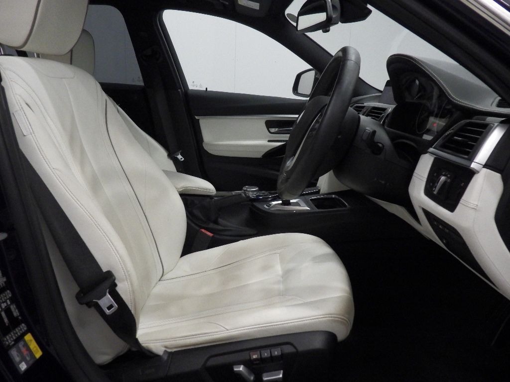 2017 BMW 3 Series 330e Luxury iPerformance auction photo 6