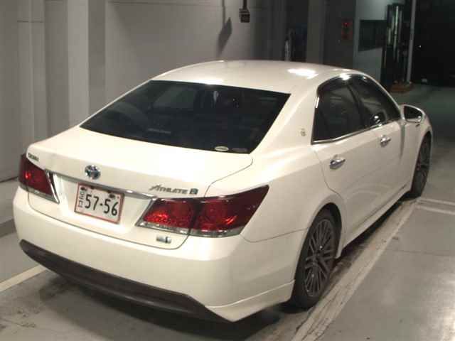 2013 Toyota Crown Hybrid Athlete S auction photo 5