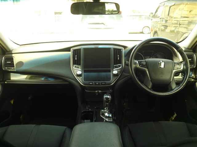 2013 Toyota Crown Hybrid Athlete S auction photo 8