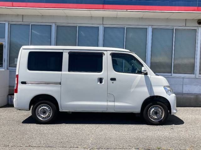 2021 Toyota TownAce Van GL auction photo 2