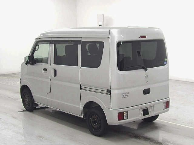 2018 Nissan NV100 Clipper GX auction photo 2