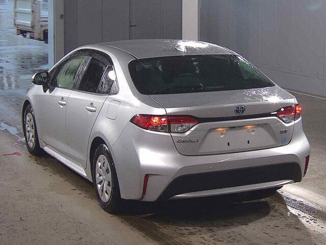 2022 Toyota Corolla ハイブリッドG auction photo 2