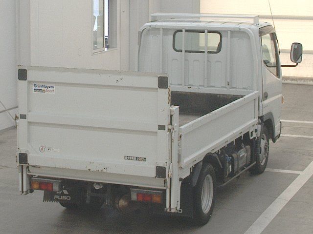 2017 Mitsubishi Fuso Canter Flatbed auction photo 2