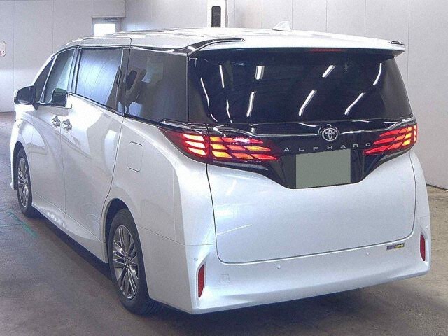 2024 Toyota Alphard Z auction photo 2