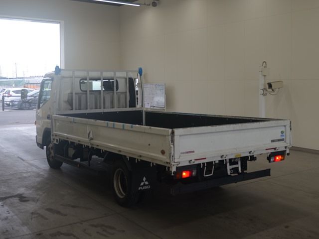 2016 Mitsubishi Fuso Canter Hira auction photo 2