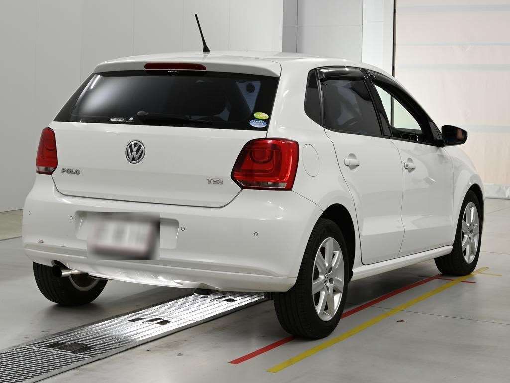 2011 Volkswagen VW ポロ TSIハイライン auction photo 2