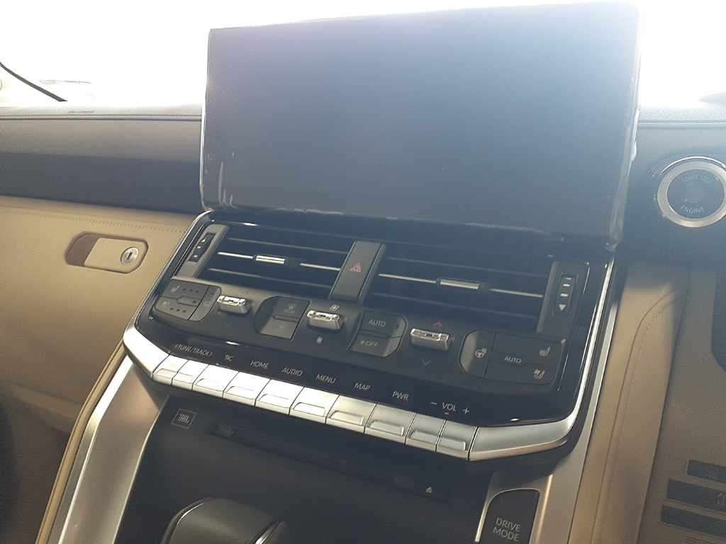 2023 Toyota Land Cruiser ZX 4WD auction photo 12