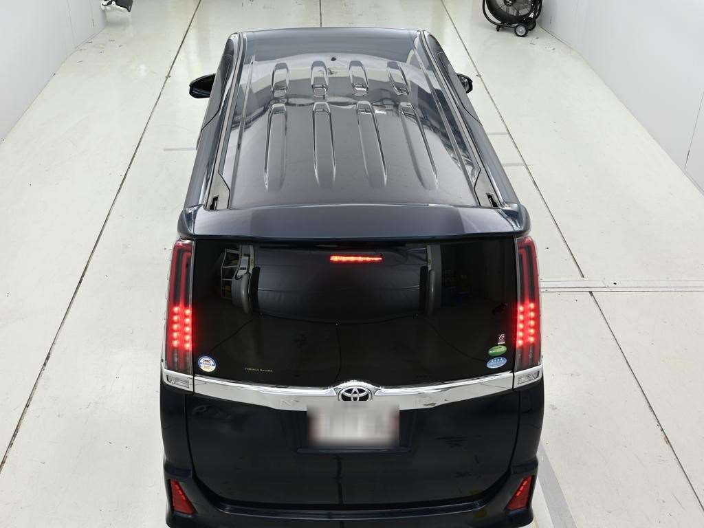 2020 Toyota Noah Si auction photo 8