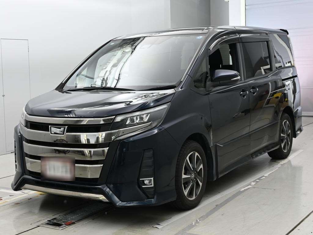 2020 Toyota Noah Si Japan auction vehicle