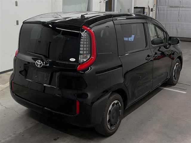 2022 Toyota Sienta Z auction photo 5