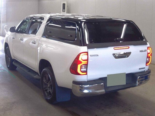 2021 Toyota Hilux Z 4WD auction photo 2