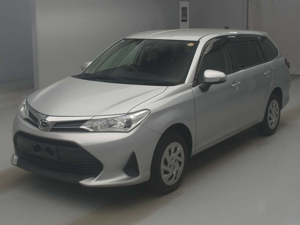 Japan Auction Vehicles 4 2021 Toyota Corolla Fielder EX 4WD auction photo